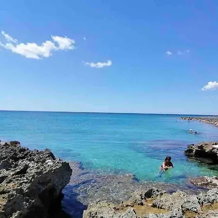 Apartment Sea View Torre Squillace
