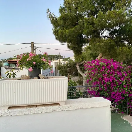 Sea View Apartment *